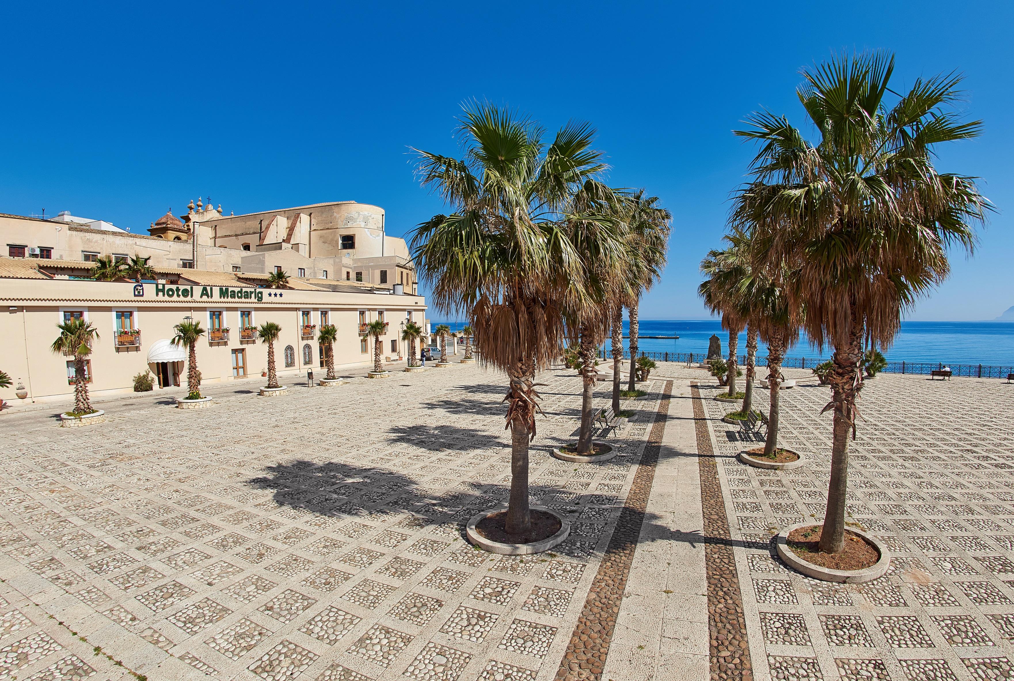 Hotel Al Madarig Castellammare del Golfo Exterior photo